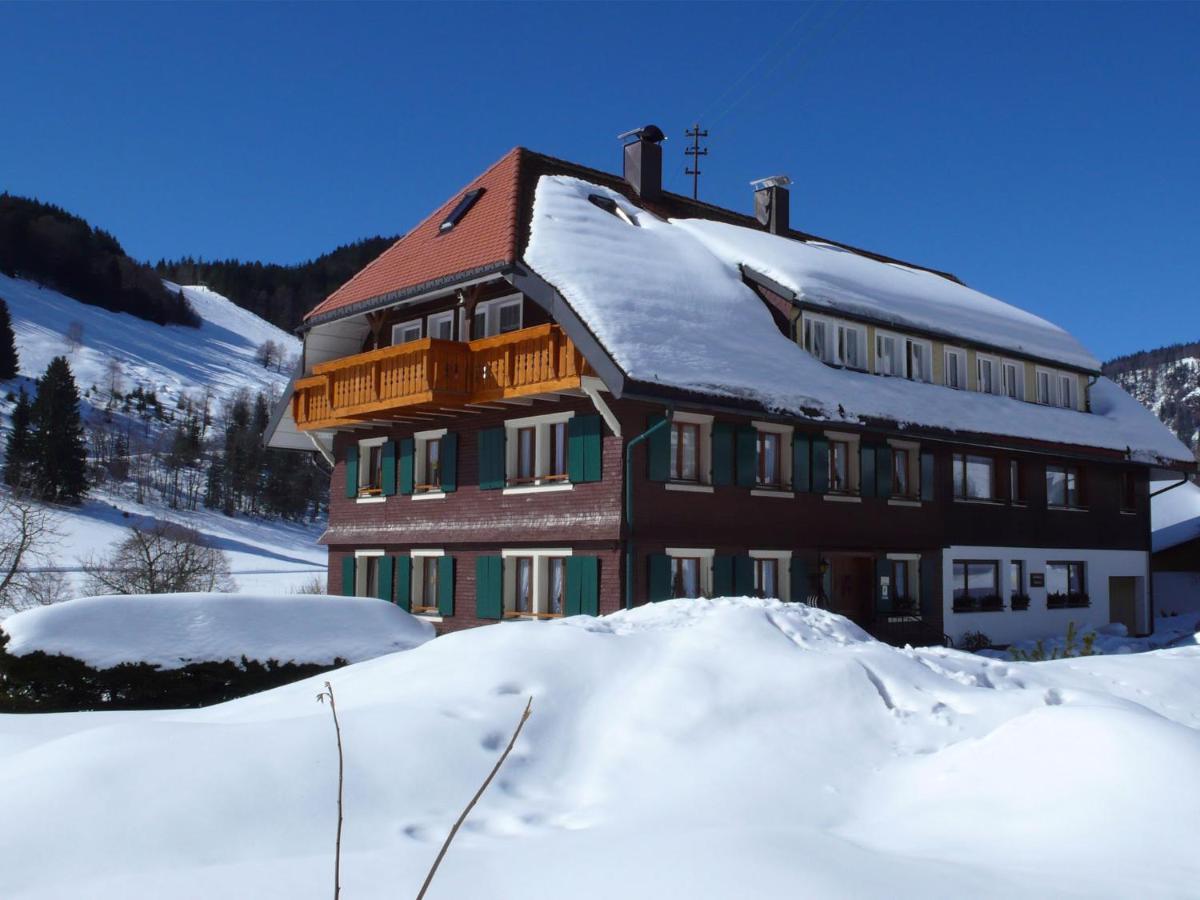 Gaestehaus Kaiser Menzenschwand-Hinterdorf Buitenkant foto