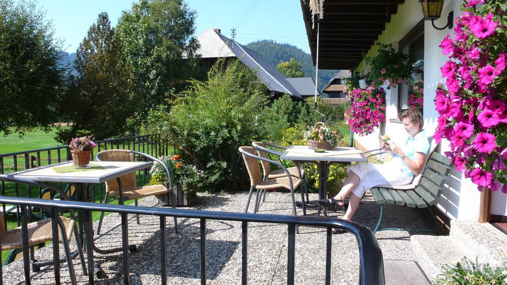 Gaestehaus Kaiser Menzenschwand-Hinterdorf Buitenkant foto