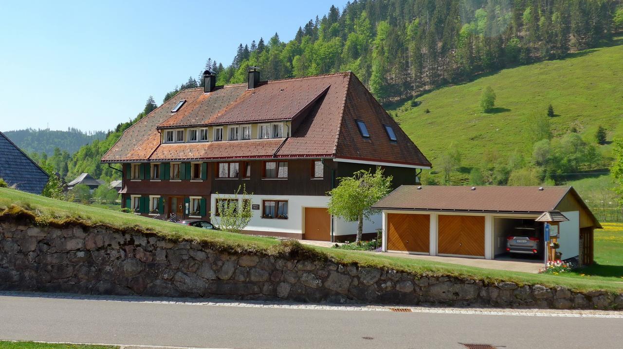 Gaestehaus Kaiser Menzenschwand-Hinterdorf Buitenkant foto